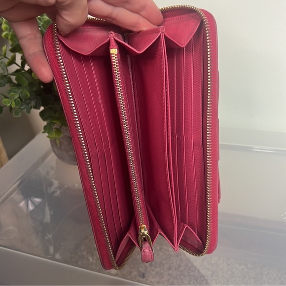 Prada Saffiano Pink Leather Bow Zipper Wallet - Picture 9 of 13